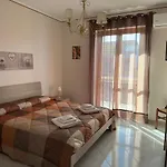 La Pigna Delle Aci Appartement *