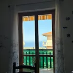 La Pigna Delle Aci Appartement *