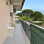 La Pigna Delle Aci Appartement *